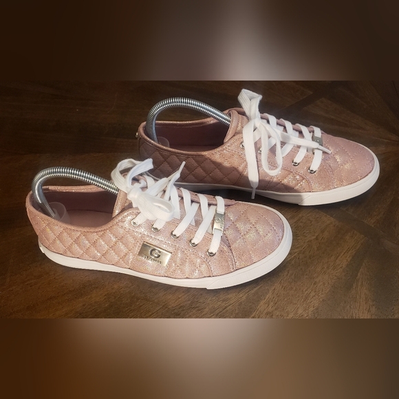 Guess Women's Quilted Pink Glitter Sneakers Size 8.5 - Picture 5 of 15